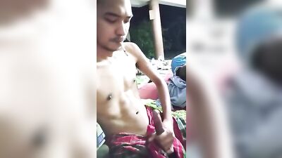 Dads Erection in Public Exposed