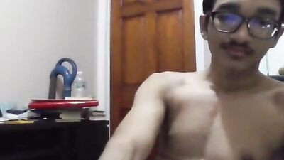Asian Amateurs with Huge Cocks Taking Selfies and Jerking Off Live on Cam
