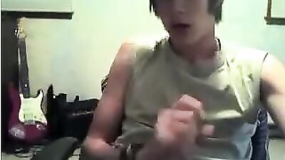 Handy time with a smoothie! Young stud jerks off in his spare moment