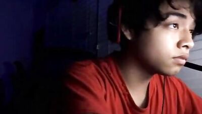 Teenage Asian Bodybuilder Gives A Handjob On Webcam