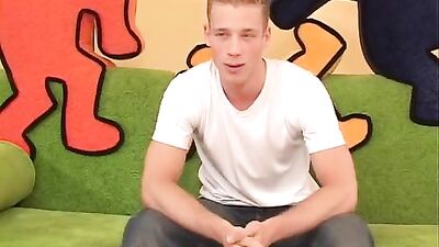 Young and Blonde: Sven Olafssons Musical Masterpiece with Tiny Twink Soloists