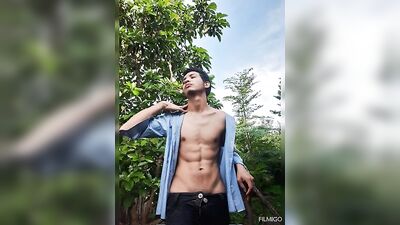 Latino Muscle Boy David Mesquita Going Down on His Huge Cock While Enjoying a Good Masturbation Session