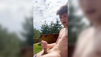 Public cum shots: solo amateurs outside with big cocks