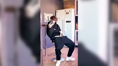 Blonde hottie Jacks Off in Kitchen