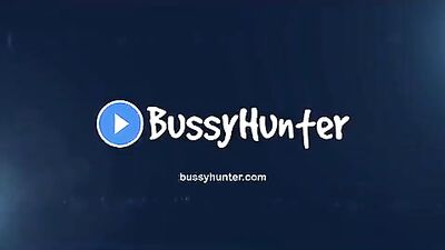 Hand-Job Happiness: Long Dick Lover Oscar Enjoys a Sensual Massage