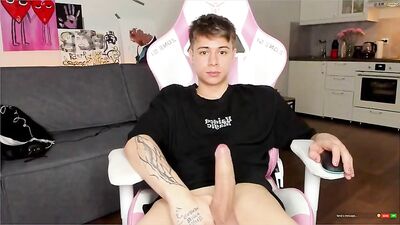 Bareback Big Dick Solo Cam Show