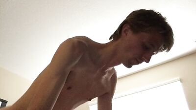 Hung Twink Bareback Dickdown