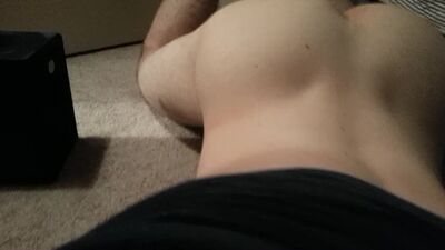 lying down --- butt fun --- omg --- VID_20151105_164210