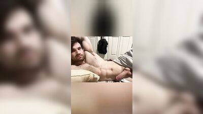 Gym-Hungry Muscle Daddy Dean Austin Sevier Sucks His Own Dick in a Shower Stall