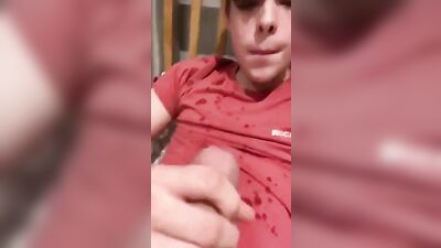 Gangbang Fun with Amateur Bisexual Straight Boys and Mucky Pup Cum Shots!