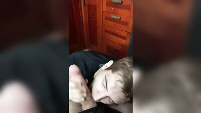 Young Man Gives a Thrilling Blowjob to a Huge Cock