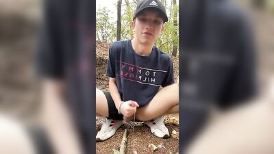 Twink Cums Outdoors 199