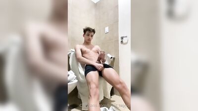 Handsome Solo Boy Webcam Jerks Off to Cumshot Action