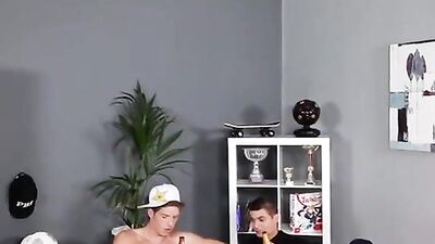 Gay Twink Action Cumshots & Blowjobs - Quickies Only!