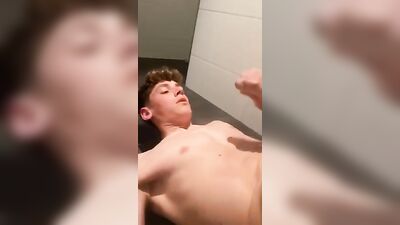 Young and Wild! 4 Bisexual Straight Boys Go at It in Natural Balm!