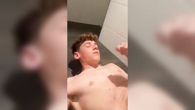 Young and Wild! 4 Bisexual Straight Boys Go at It in Natural Balm!