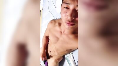 Japanese Baseball Boy in His Prime Cums in Solo Nekama Bouzu Action