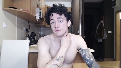 Sams big cock solo web-cam show! Stunning hunk stroking himself live on cam!