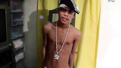 Young Japanese Boudoir Master, First Time Cum Shots and Straight Boys in Vintage Vibe