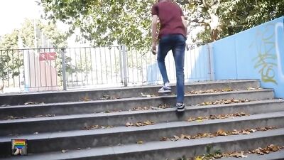 Bare Apples and Bananas 353 BF: Action Bareback Cum Shots with Twink Cocks