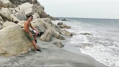 Twink Gay Beach Sex - Hot Boy Fucks on the Sand