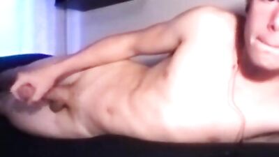 Cumming with Cuteness: Amature Blond Model