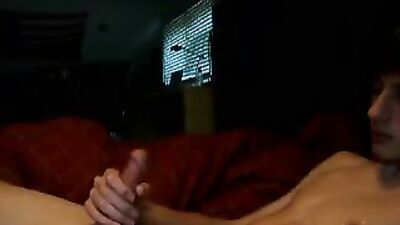 Young stud shows off his muscles in a web-cam solo
