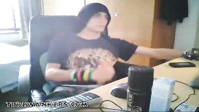 Young and Naughty Amateurs on Belgian Cam Sessions: An Innocent Webcam Adventure Gone Wrong