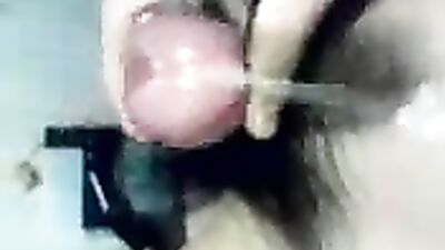 Broadcasting online, Takumi Ono strips down and teases his webcam audience with his toned body!