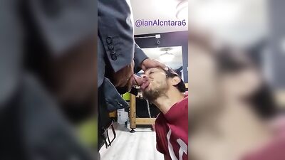 Thirst Quenched! A Businessman and an Amateur Pisser Meet in the Office