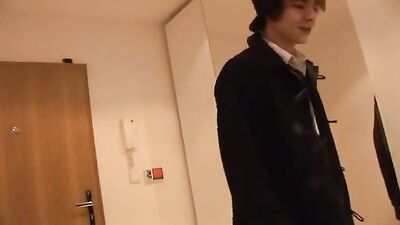 Mouth-Watering Twink Action: Hot Gay Boys Go Down on Each Other in Steamy Sex Scenes