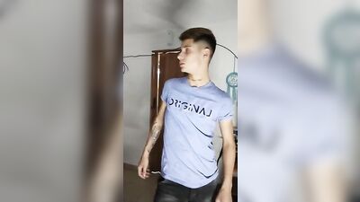 Straight guys trying their first time Do everything with a shy attitude