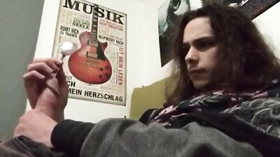 Rockin and Spooning with a Twinky Dude