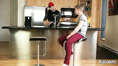 Gag-Inducing Anal Sex: Bareback and Deepthroat Action Cum Shots