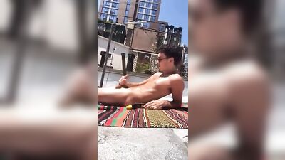 [GBT Public Risks] Rooftop Jerk-Off: Daring Masturbation on the Edge