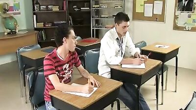 Bright Students of Pole High School Give Head to Huge Dongs in the Parking Lot