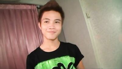 Juicy Asian Asses Take on Huge Dicks: Mimi dAsie