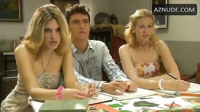 Hot Body, Hot Sex - Hunky Straight Boy Goes Down Under