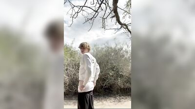 Big and Beautiful - Hunk Cody in the Park: Amateur Gay Sex with a Cute Twink