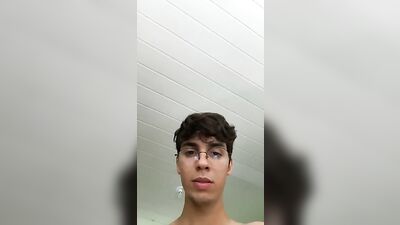 Teen big dick in live, handjob amateurs with muscular bodies