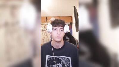 Young Argentinian Gamer Exposes His Huge Dick During a Smoke Break - Homemade Webcam