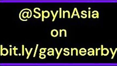 Hidd*en cam spying on Asian guys in the public bathroom