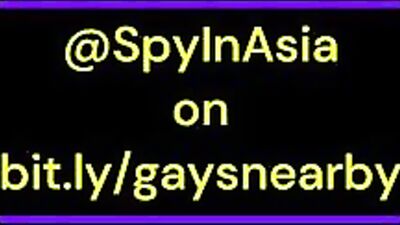 Hidd*en cam spying on Asian guys in the public bathroom