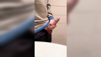 [Majestic] [Blowjob] This studs cum shots are divine!