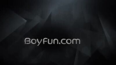 Naughty Boys Suck and Fuck on Camera: Bareback Action Ass Play with Big Dicks