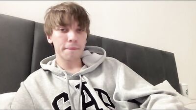 Handsome Guy Damon Durdens Uncut Amateur Cam Hand Job in 2024: The Cumshot of the Year!