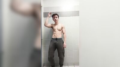 Bromance [ABX] 4-Way – Loving it in Public Spaces