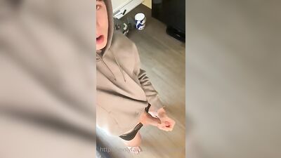 One Night Stand with an Amateur Cam Boy and His Huge Cock