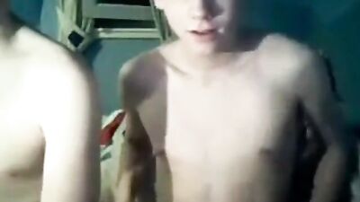 Young and Restless: A Hot Cam Couple Gets Down and Dirty in the Living Room