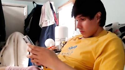 Panty-wetter pink thongs and jerking off on camera